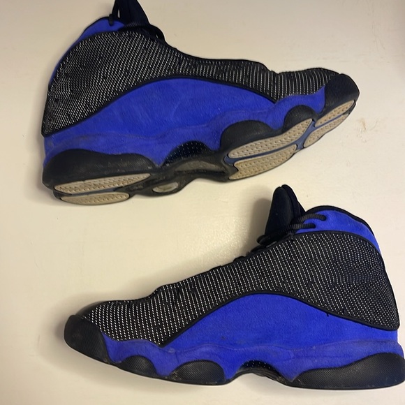Size 9.5 Jordan 13 hyper royal - Picture 2 of 6
